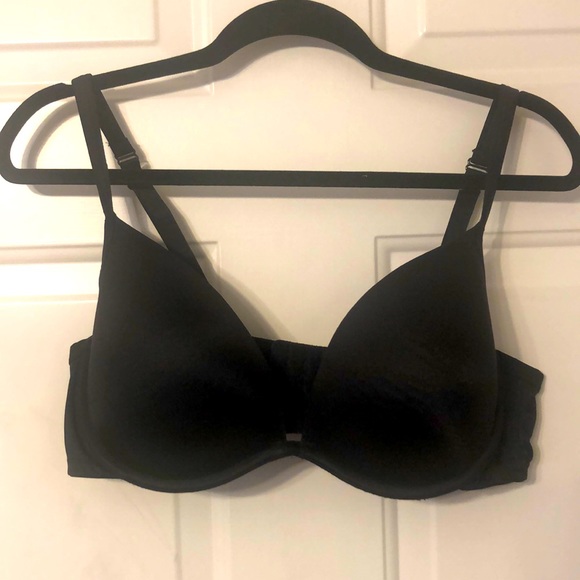 Lane Bryant Other - Lane Bryant Cacique convertible strap plunge bra, size 42C.